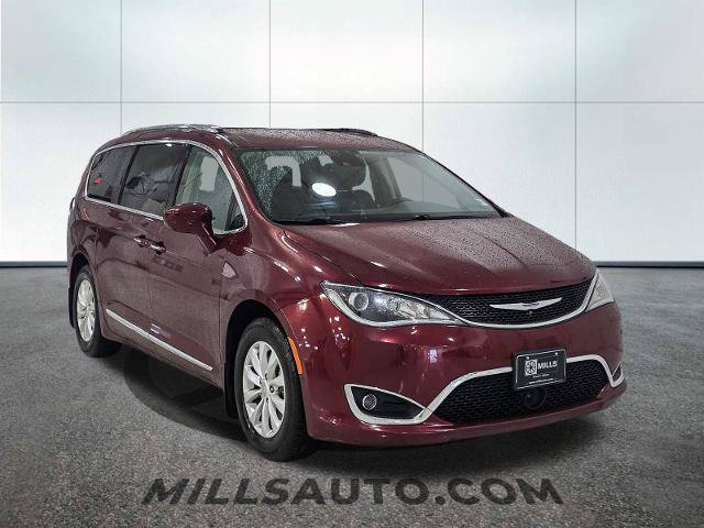 Used 2018 Chrysler Pacifica Touring-L Plus w/ Advanced Safetytec Group FWD image 11