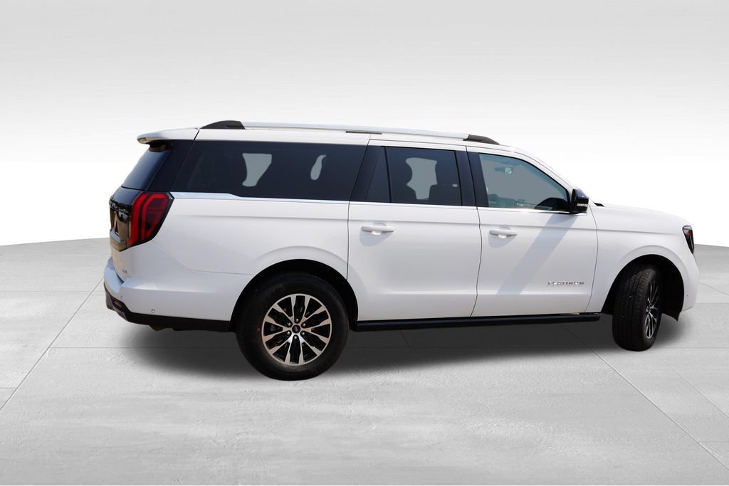 Certified 2025 Ford Expedition Max Platinum AWD/4WD image 4