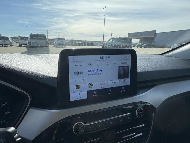 Certified 2021 Ford Escape SE w/ Cold Weather Package image 24