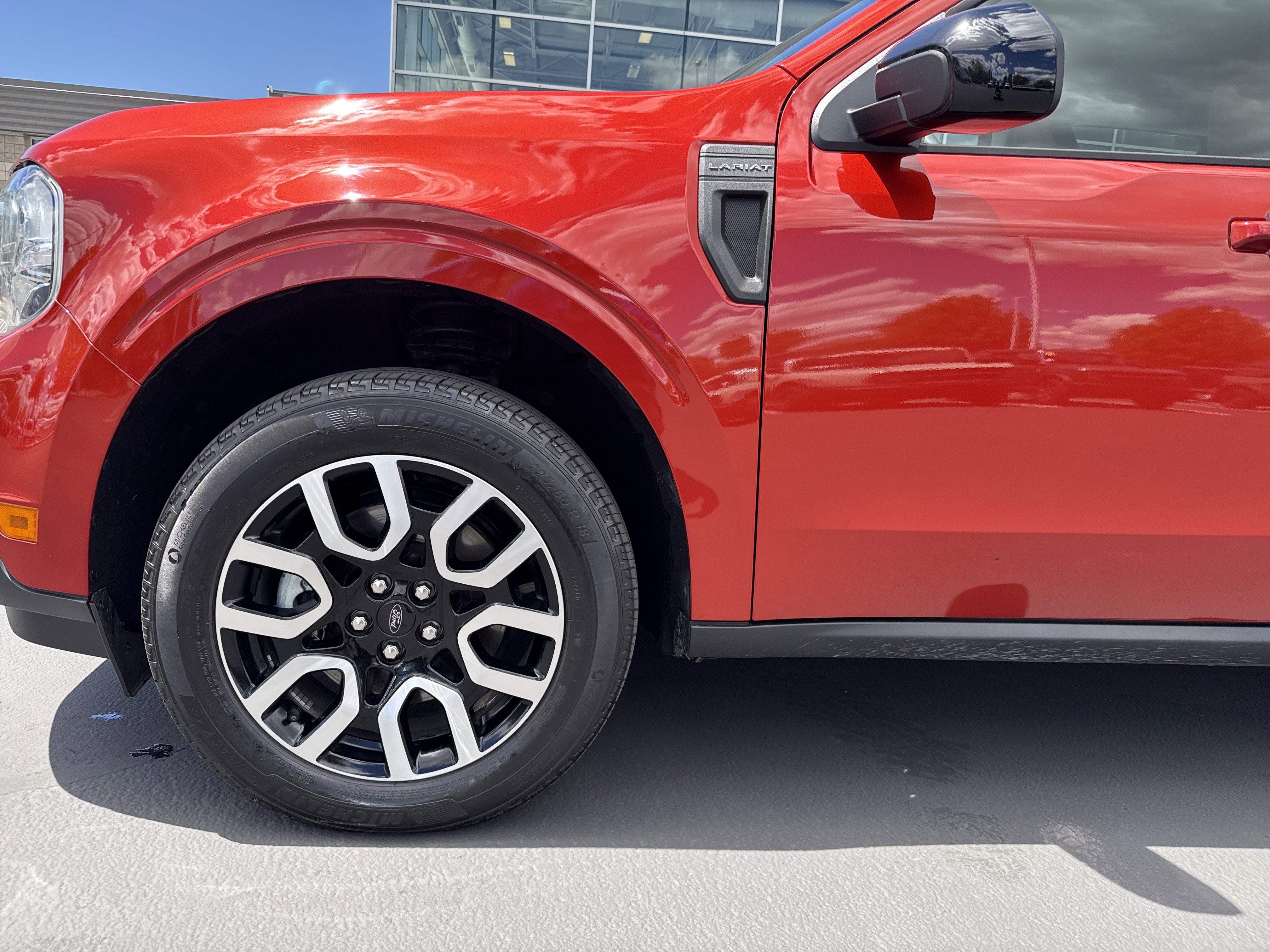 Certified 2024 Ford Maverick Lariat FWD image 9
