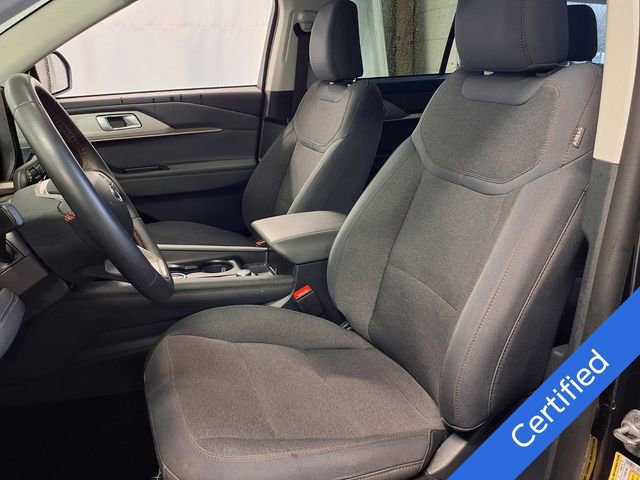 Certified 2025 Ford Explorer Active image 7