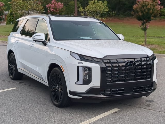 Used 2024 Hyundai Palisade Calligraphy AWD/4WD image 2