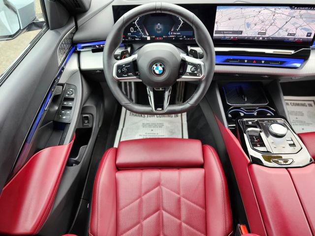 Used 2024 BMW 540i xDrive w/ Premium Package image 11