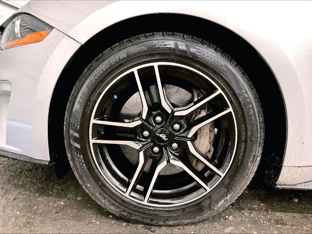 Certified 2018 Ford Mustang GT RWD image 8