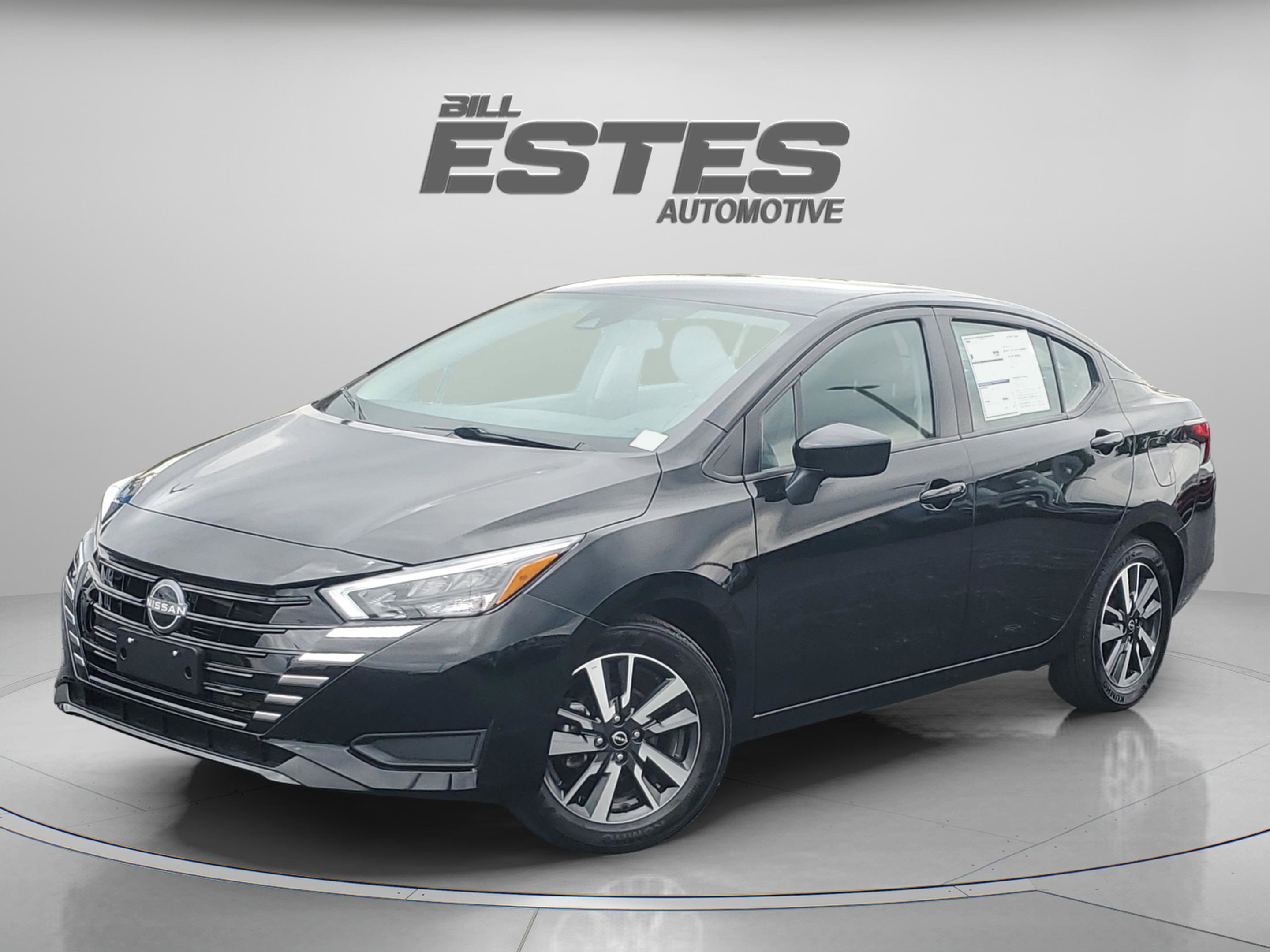 Used 2025 Nissan Versa SV FWD image 1