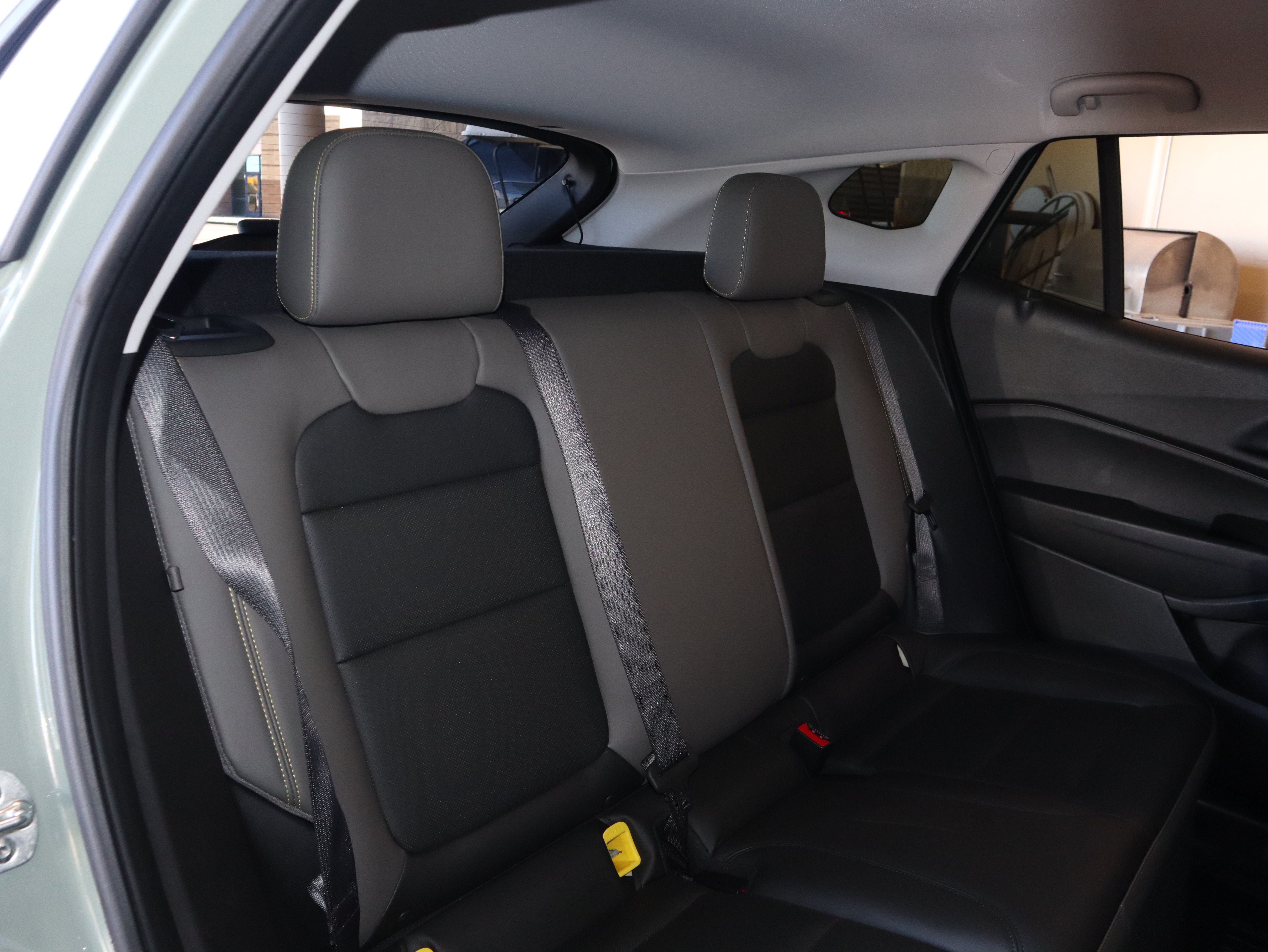 Used 2025 Chevrolet Trax ACTIV w/ Driver Confidence Package FWD image 42