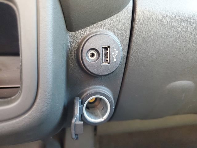 Used 2017 Nissan Frontier SV image 25