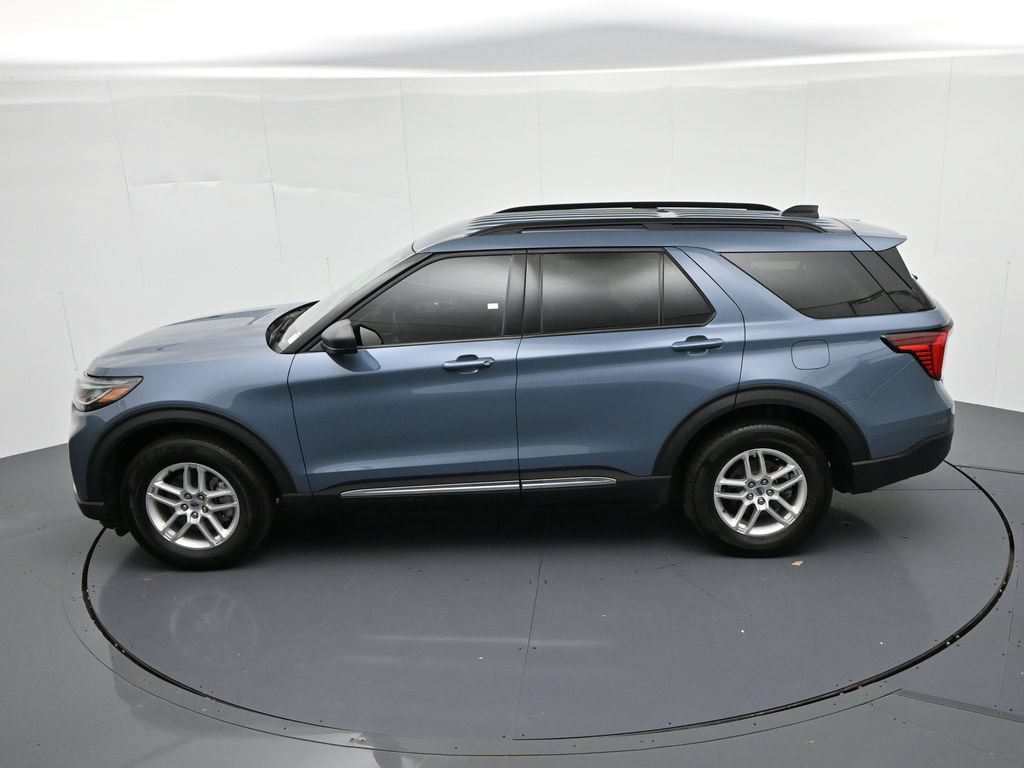 Certified 2025 Ford Explorer Active AWD/4WD image 19