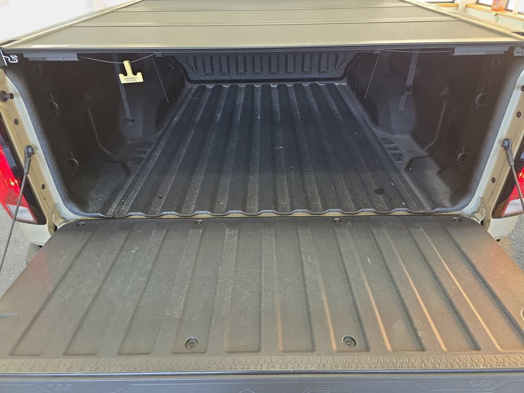 Used 2024 Chevrolet Colorado Trail Boss w/ Advanced Trailering Package AWD/4WD image 10