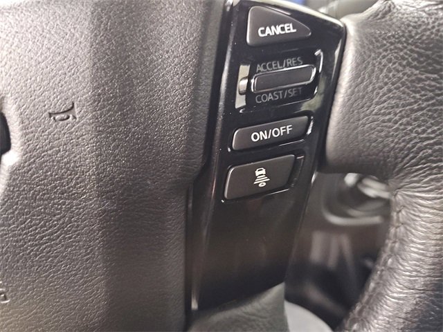 Used 2022 Nissan Frontier PRO-4X w/ Pro-4X Premium Package image 18