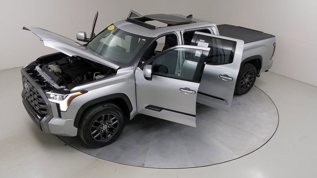 Used 2022 Toyota Tundra Platinum w/ Advanced Package AWD/4WD image 57