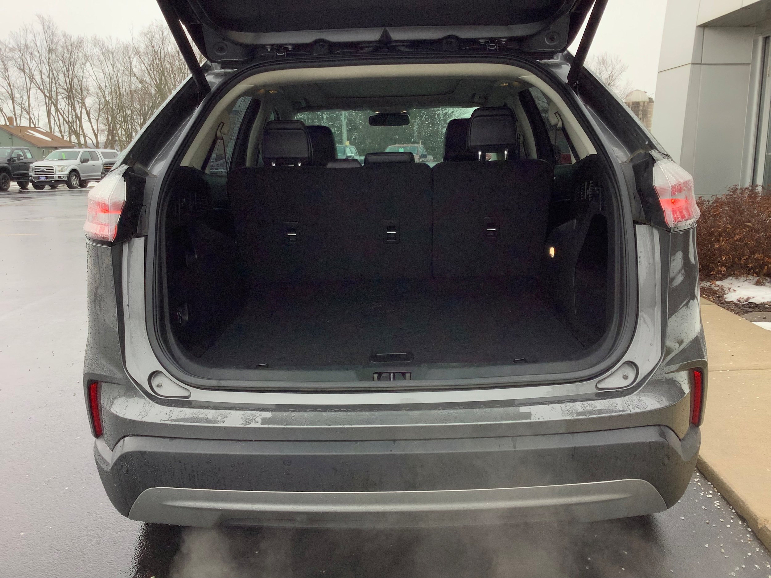 Certified 2024 Ford Edge SEL w/ Convenience Package AWD/4WD image 6