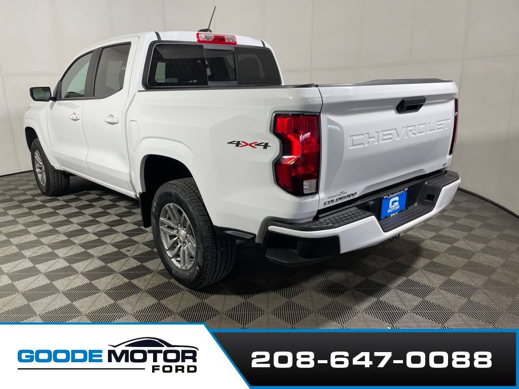 Used 2024 Chevrolet Colorado LT w/ LT Convenience Package II AWD/4WD image 6