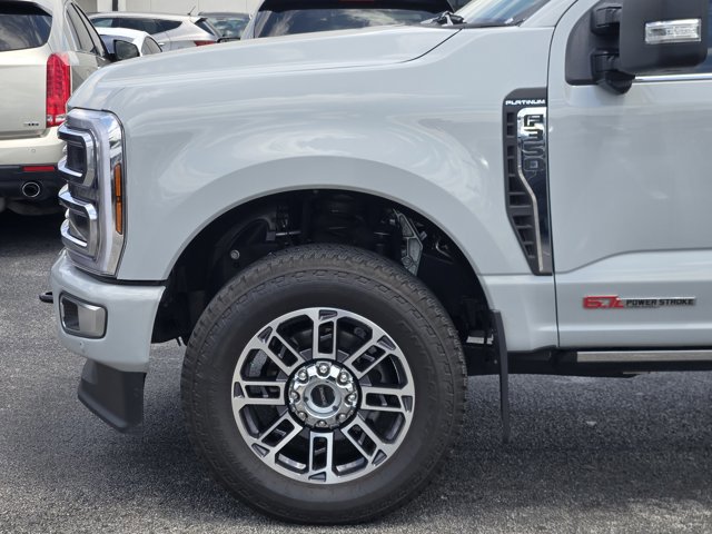 Certified 2026 Ford F350 Platinum w/ Platinum Plus Package AWD/4WD image 9