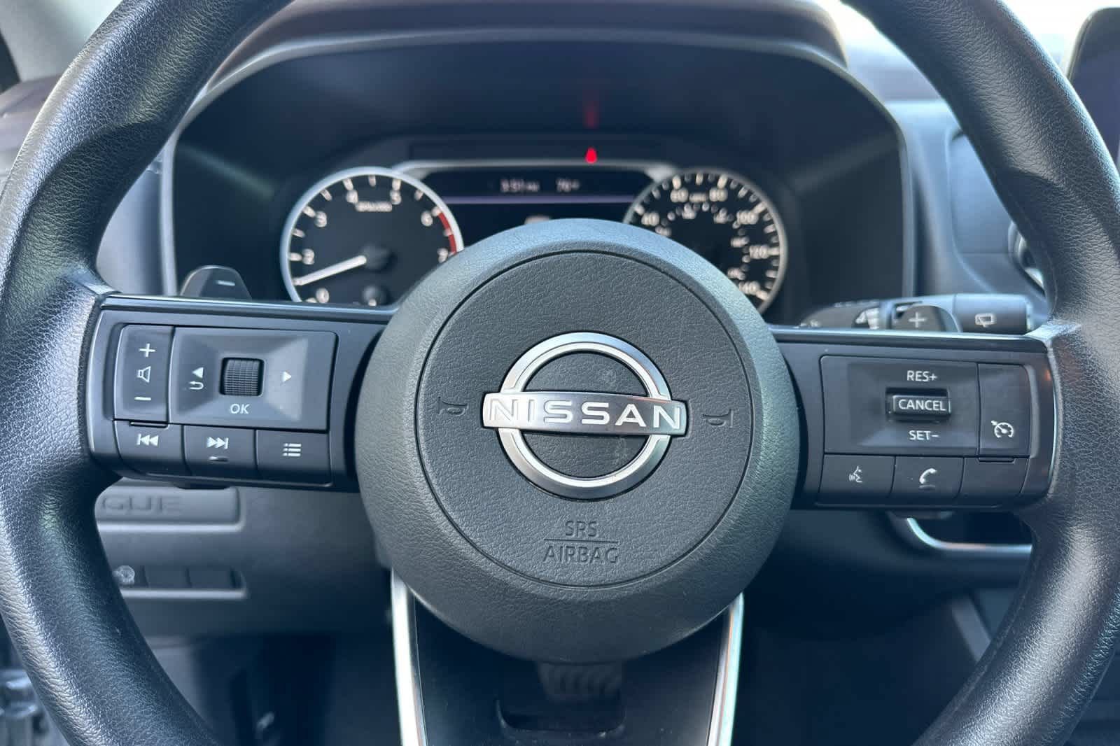 Used 2023 Nissan Rogue S AWD/4WD image 24