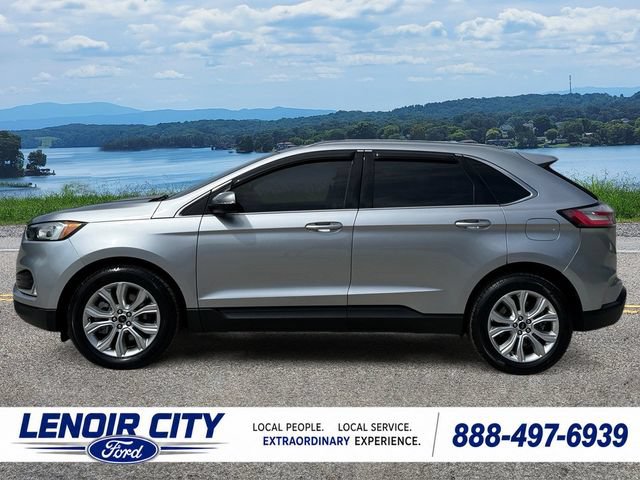 Certified 2022 Ford Edge Titanium AWD/4WD image 6