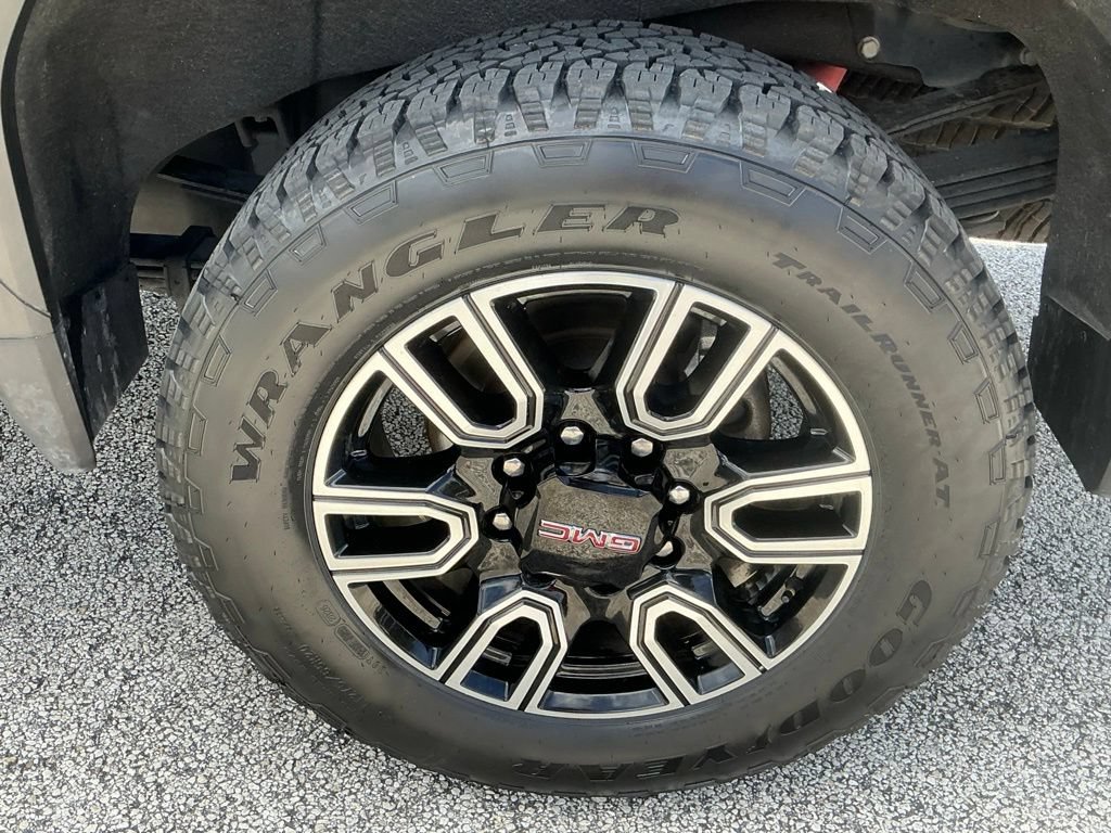 Used 2023 GMC Sierra 3500 AT4 w/ AT4 Premium Plus Package AWD/4WD image 27