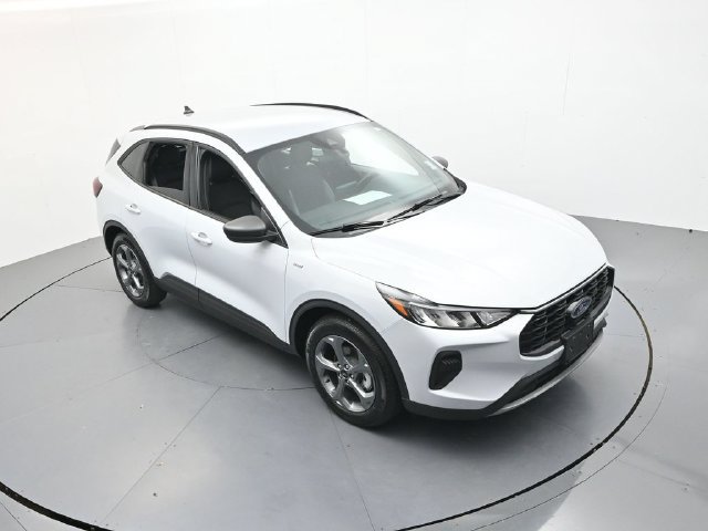 Certified 2025 Ford Escape ST-Line FWD image 37