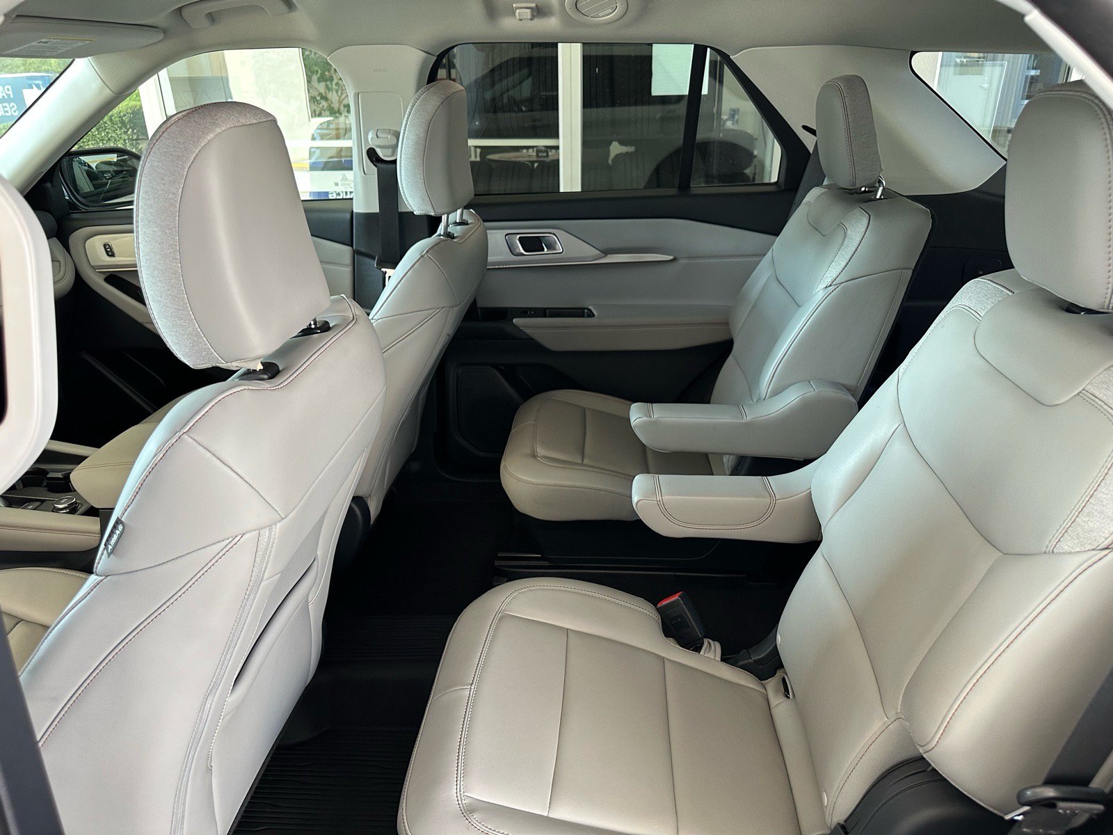 Certified 2025 Ford Explorer Active w/ Active Comfort Package RWD image 22