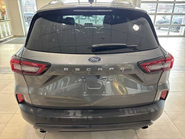 Certified 2025 Ford Escape ST-Line image 4