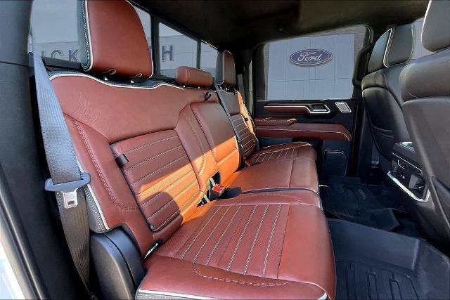 Used 2024 GMC Sierra 3500 Denali Ultimate AWD/4WD image 26