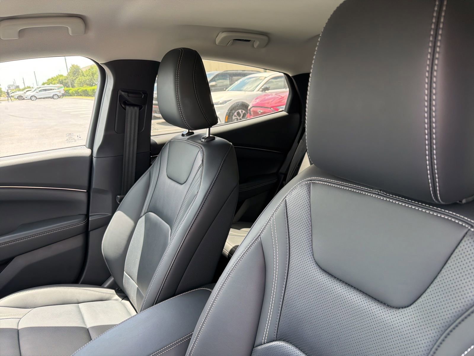 Certified 2025 Ford Mustang Mach-E Premium AWD/4WD image 22