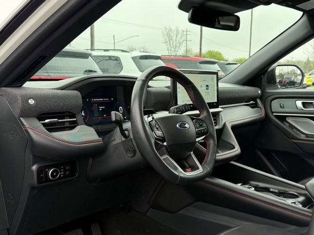 Certified 2025 Ford Explorer ST AWD/4WD image 16