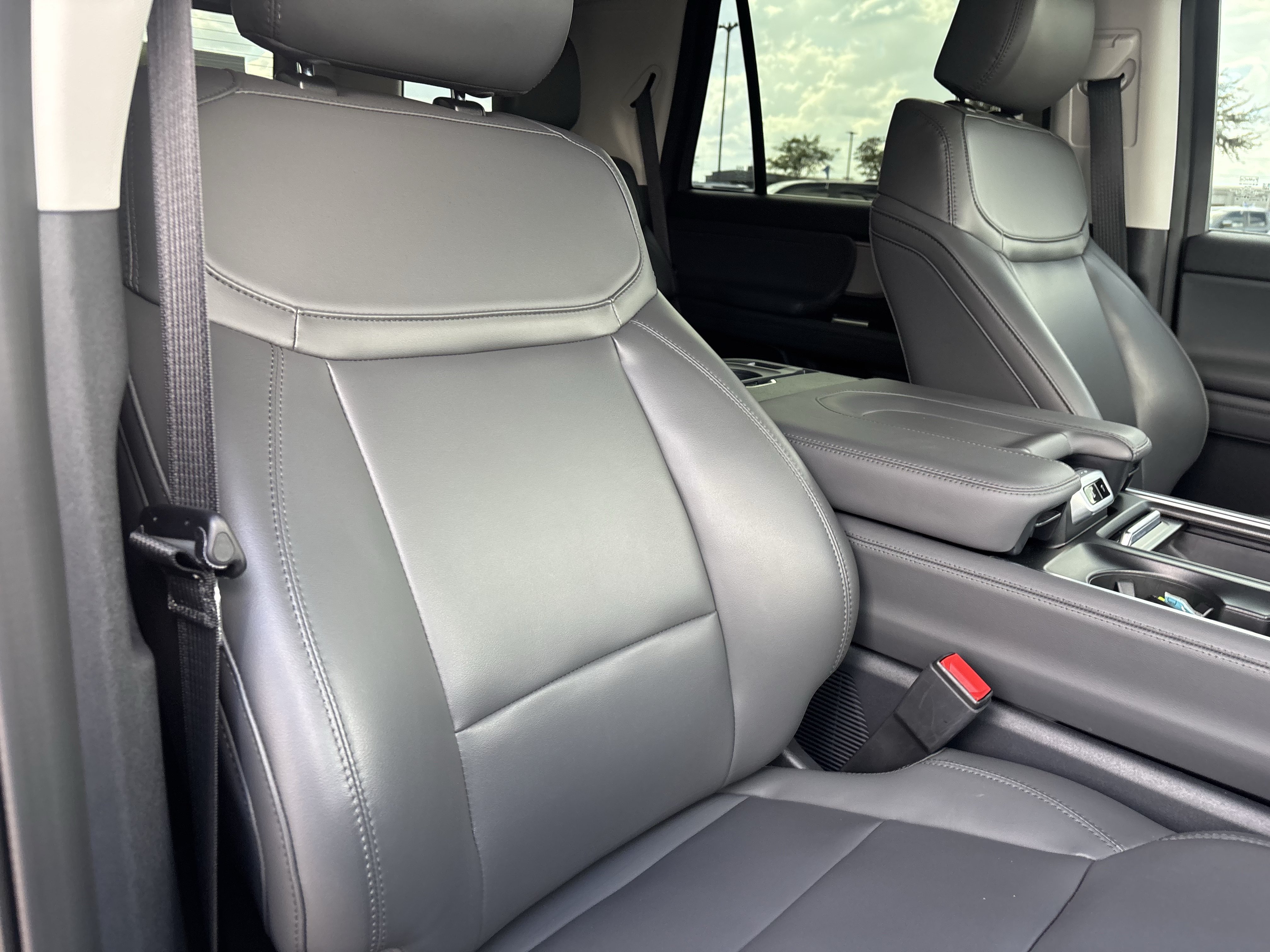 Certified 2026 Ford Expedition Active RWD image 30