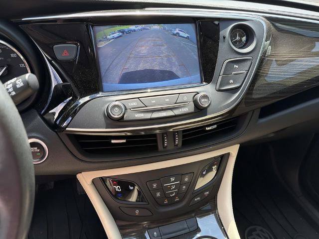Used 2020 Buick Envision Essence w/ Experience Buick Package FWD image 17