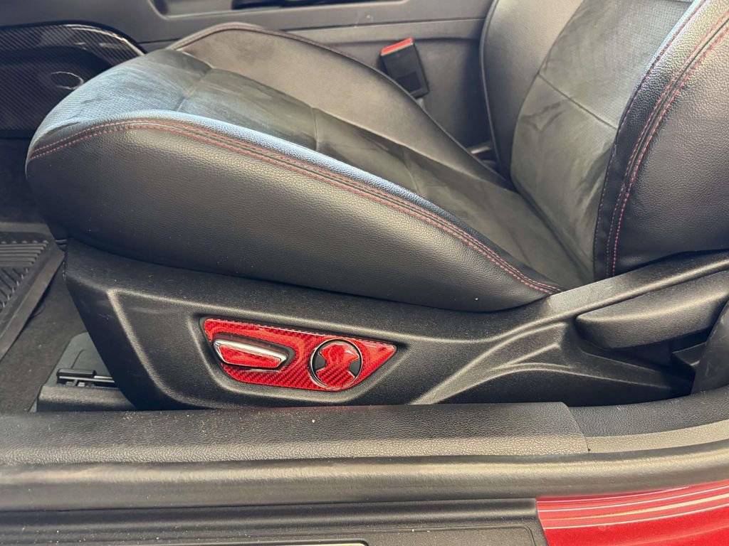Certified 2017 Ford Mustang GT Premium RWD image 25