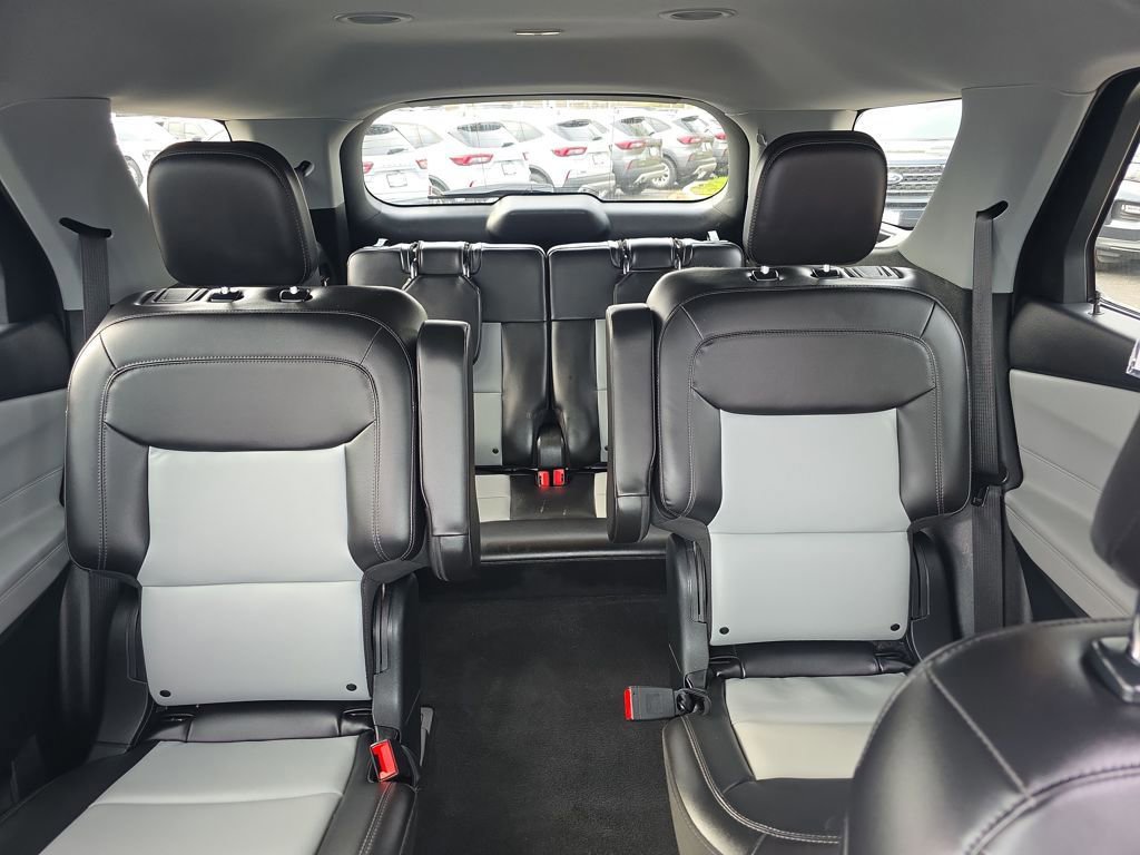 Certified 2023 Ford Explorer XLT w/ Equipment Group 202A image 37
