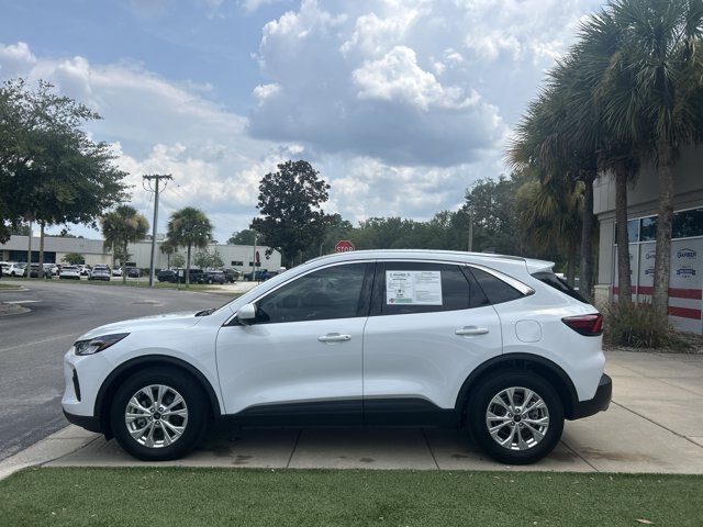 Certified 2023 Ford Escape Active w/ Tech Pack #2 FWD image 8