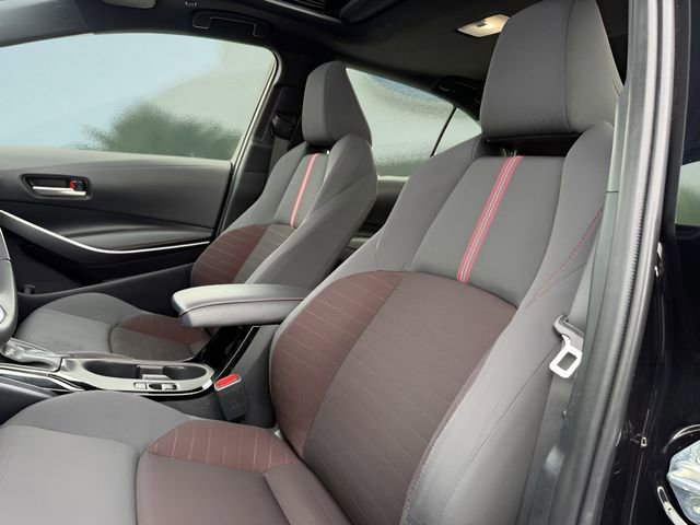 Used 2024 Toyota Corolla SE w/ SE Package image 16