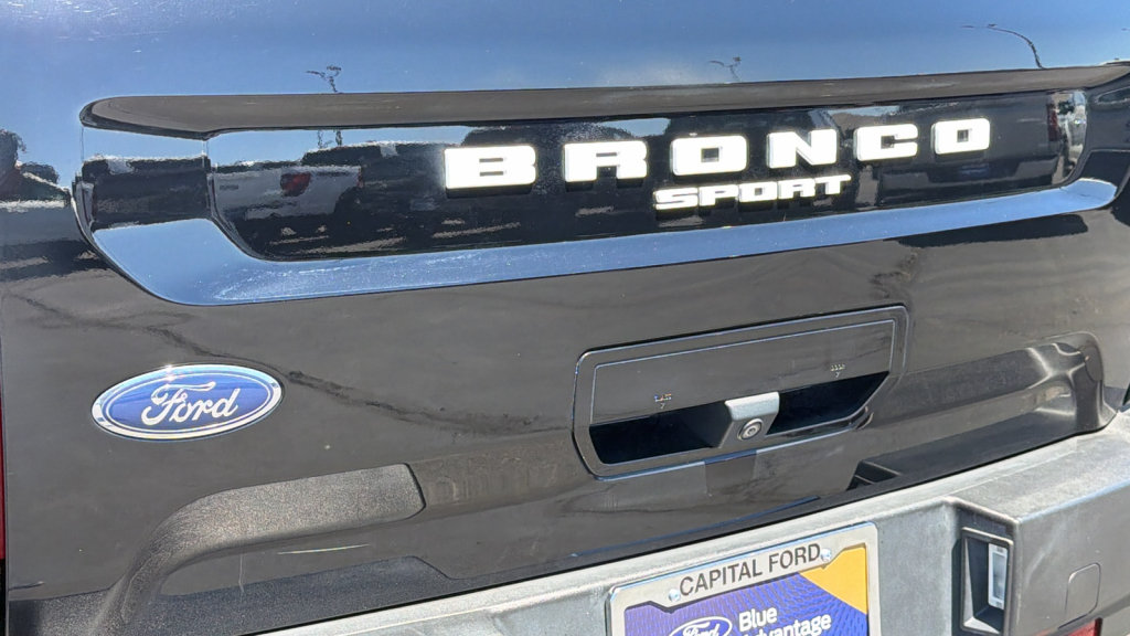 Certified 2023 Ford Bronco Sport Badlands w/ Premium Package AWD/4WD image 28