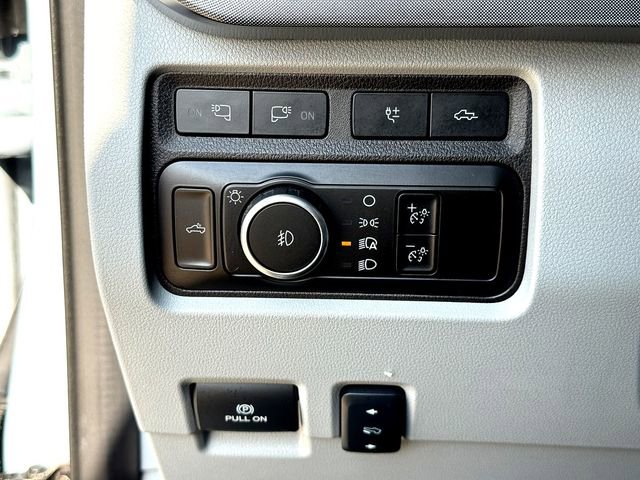 Certified 2024 Ford F350 Limited w/ FX4 Off-Road Package image 14