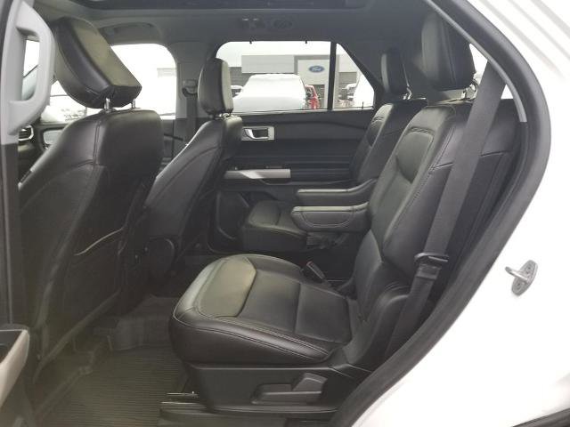 Certified 2022 Ford Explorer Limited w/ Equipment Group 301A image 16