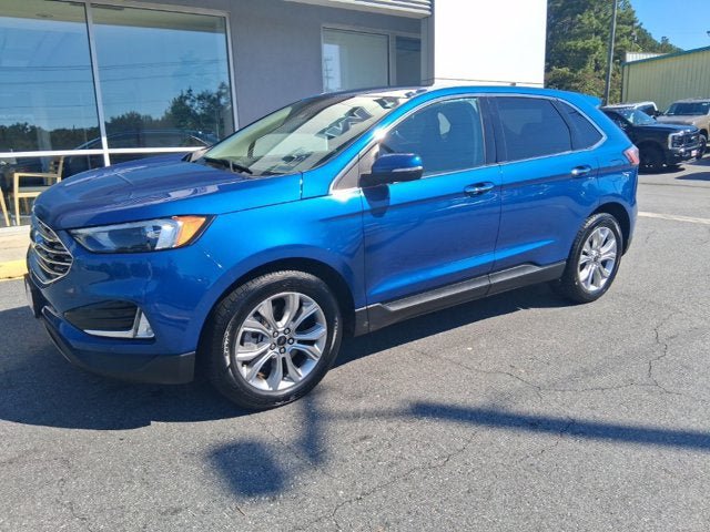Certified 2024 Ford Edge Titanium AWD/4WD image 2