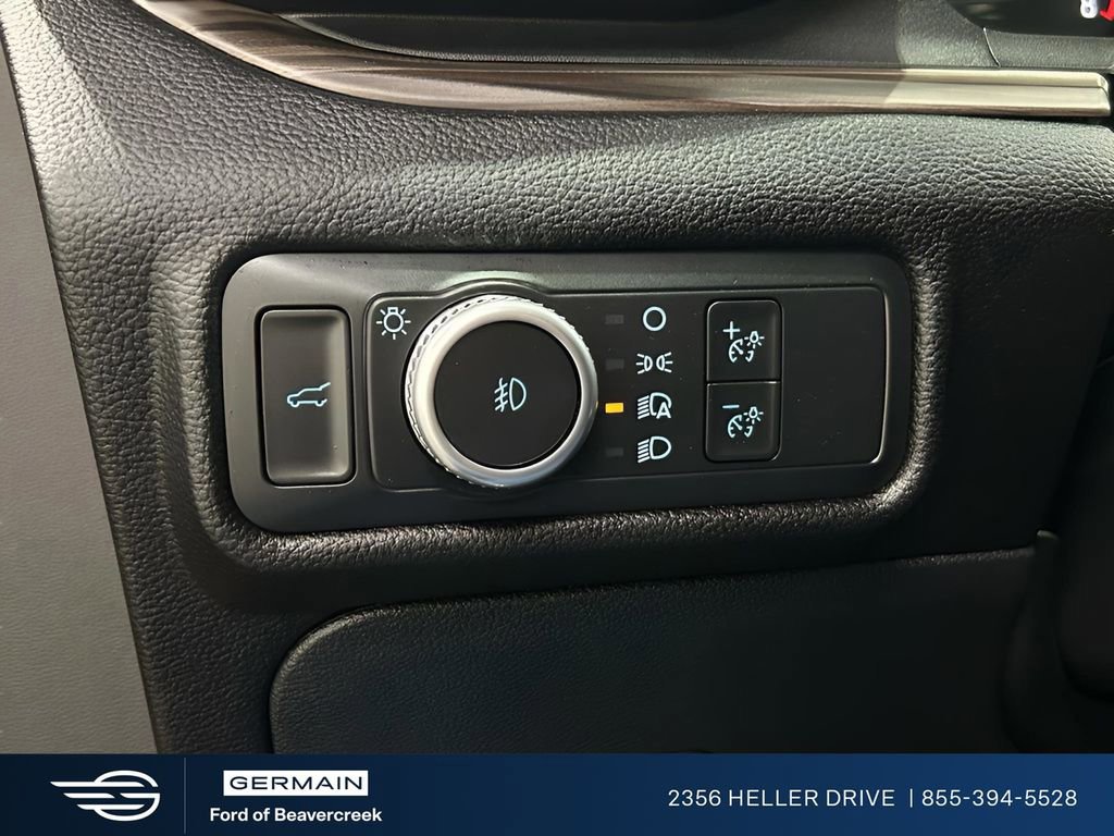 Certified 2022 Ford Explorer Limited w/ Limited Technology Package image 24