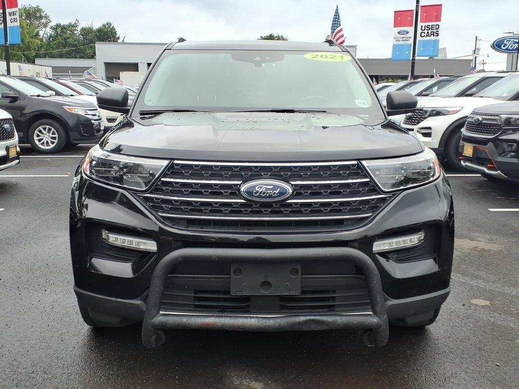 Certified 2021 Ford Explorer XLT w/ Equipment Group 202A AWD/4WD image 21