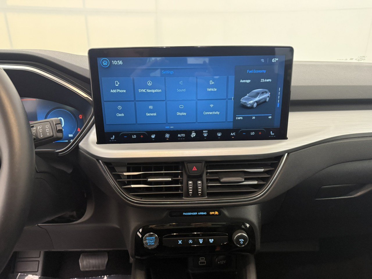 Certified 2025 Ford Escape Platinum AWD/4WD image 20