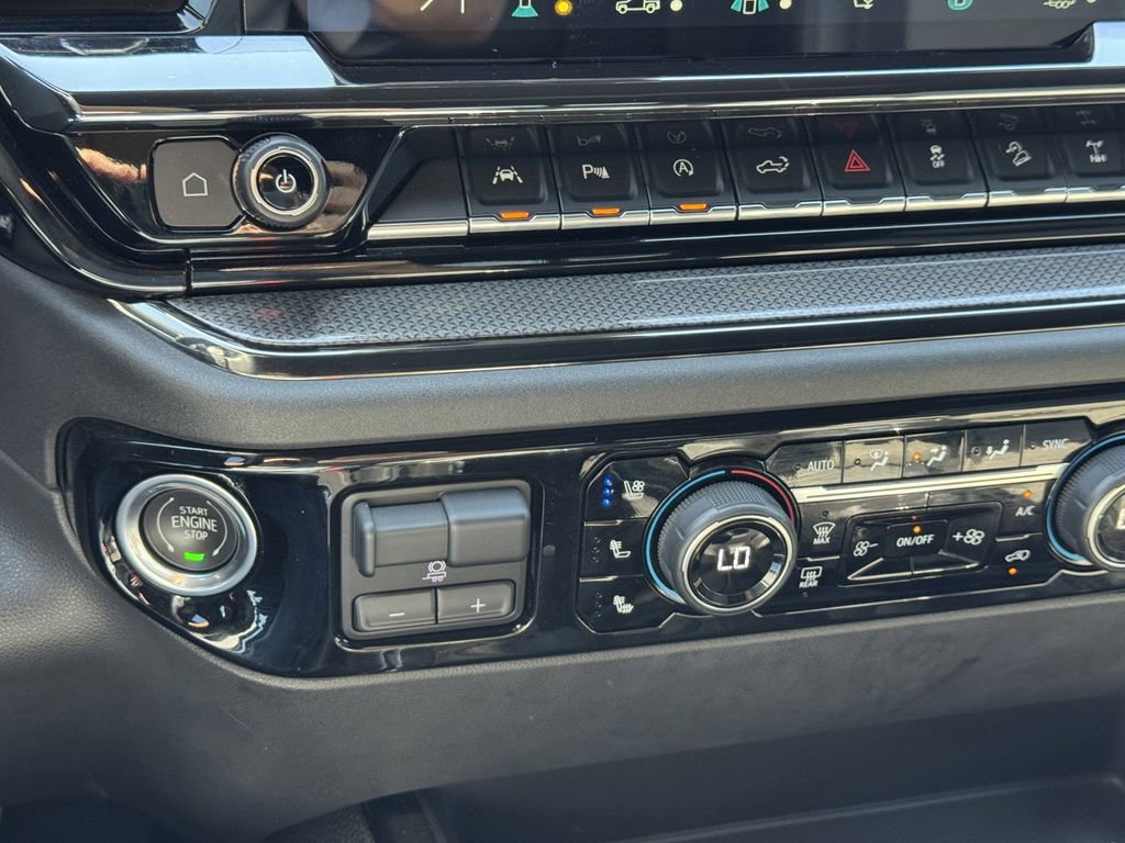 Used 2023 Chevrolet Silverado 1500 ZR2 w/ Technology Package image 20