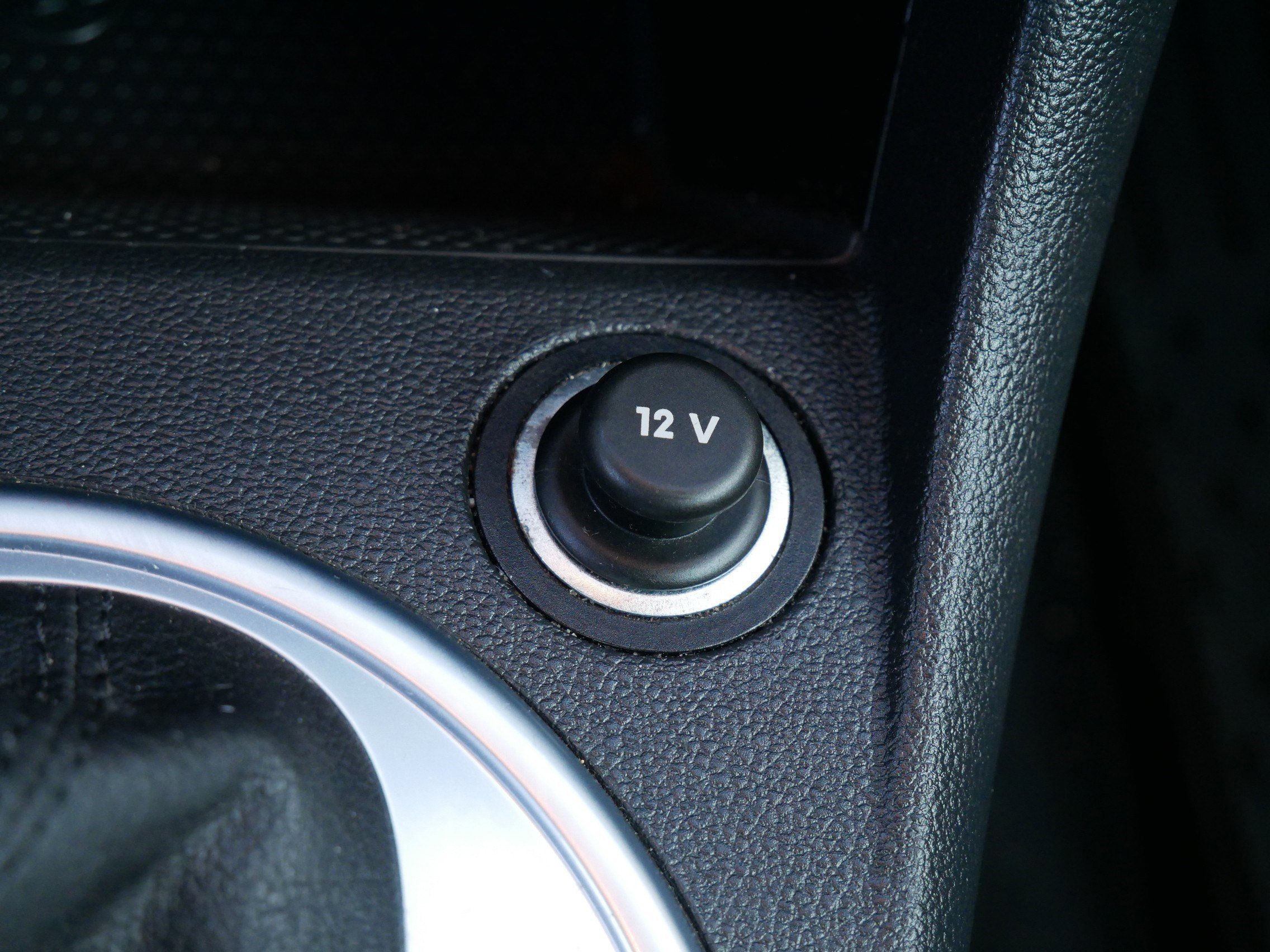 Used 2019 Volkswagen Beetle 2.0T Final Edition SEL image 32