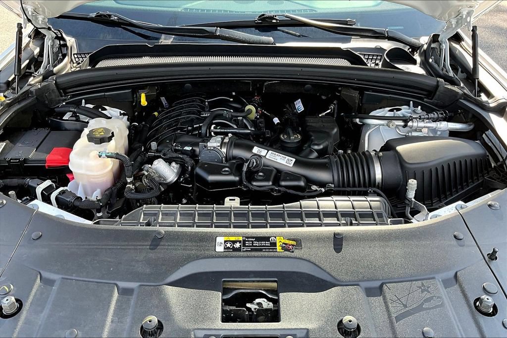 Used 2023 Jeep Grand Cherokee Limited RWD image 31