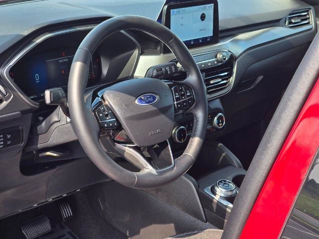 Certified 2023 Ford Escape Active AWD/4WD image 23