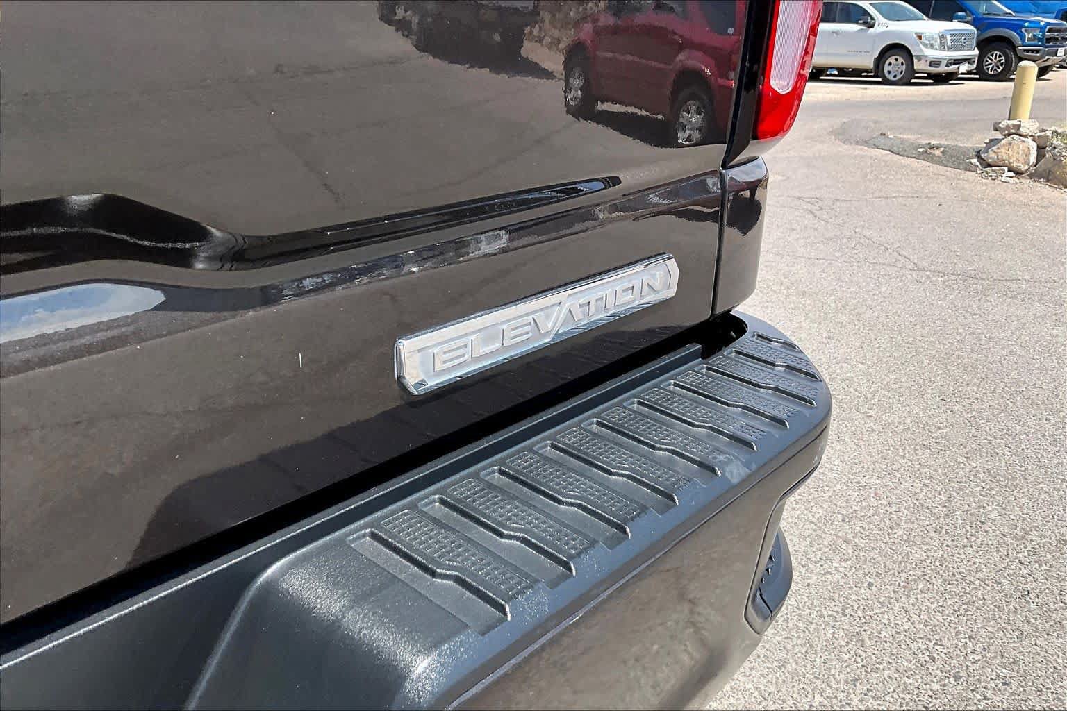 Used 2021 GMC Sierra 1500 Elevation RWD image 10