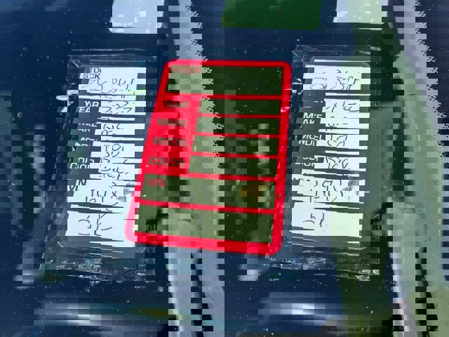 Used 2022 GMC Sierra 1500 Elevation image 28