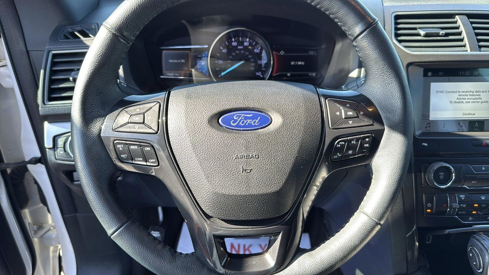 Certified 2018 Ford Explorer XLT w/ Equipment Group 202A image 15