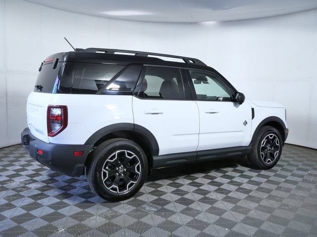 Certified 2025 Ford Bronco Sport Outer Banks w/ Outer Banks Tech Package+ AWD/4WD image 8