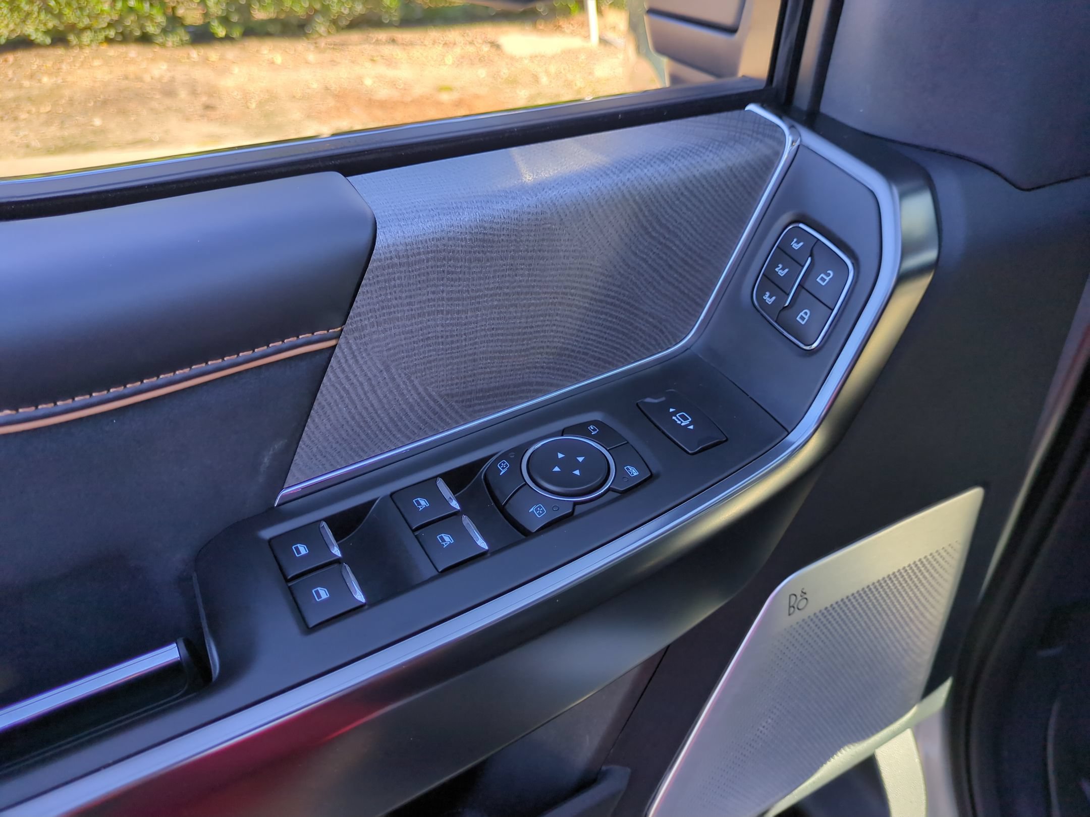 Certified 2024 Ford F250 4x4 Crew Cab Super Duty image 15
