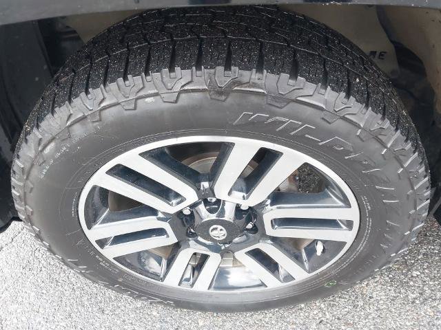Used 2017 Toyota 4Runner Limited AWD/4WD image 11